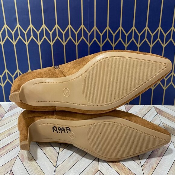 Tan Suede Pointed Toe Ankle Boots With Zipper & Kitten Heel Size 8 Womens - NWT - Picture 4 of 9